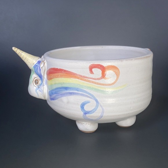 Mudworks USA Pottery Elwood Unicorn Rainbow Footed Cereal Bowl - Picture 3 of 9